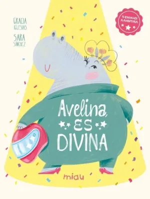 AVELINA ES DIVINA